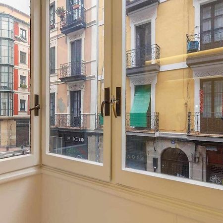 Apartamento Estiloso zona vieja by The Urban Hosts Bilbao Exterior foto
